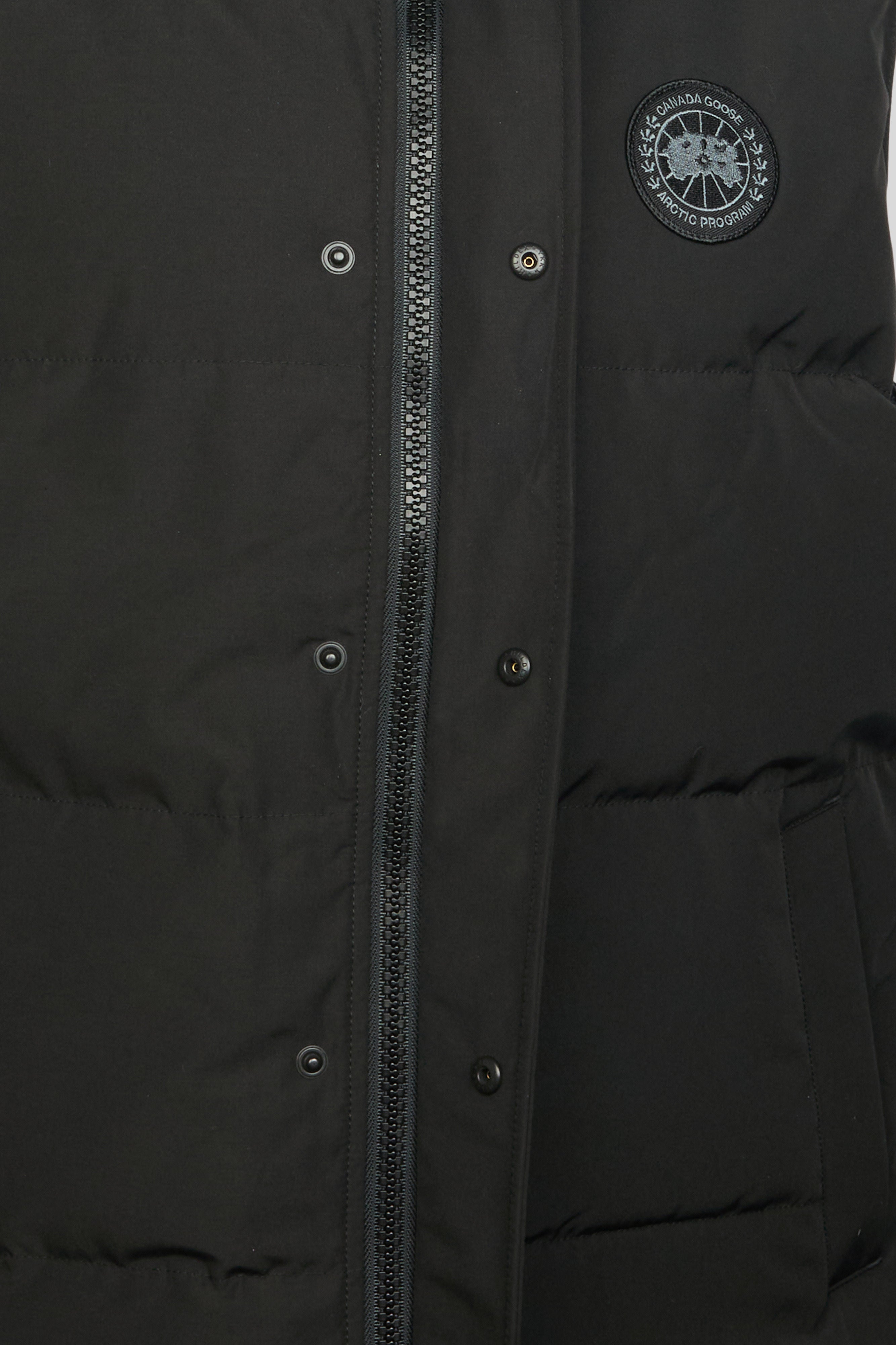 Used Garson Vest Black Disc for sale - Canada Goose Generations US