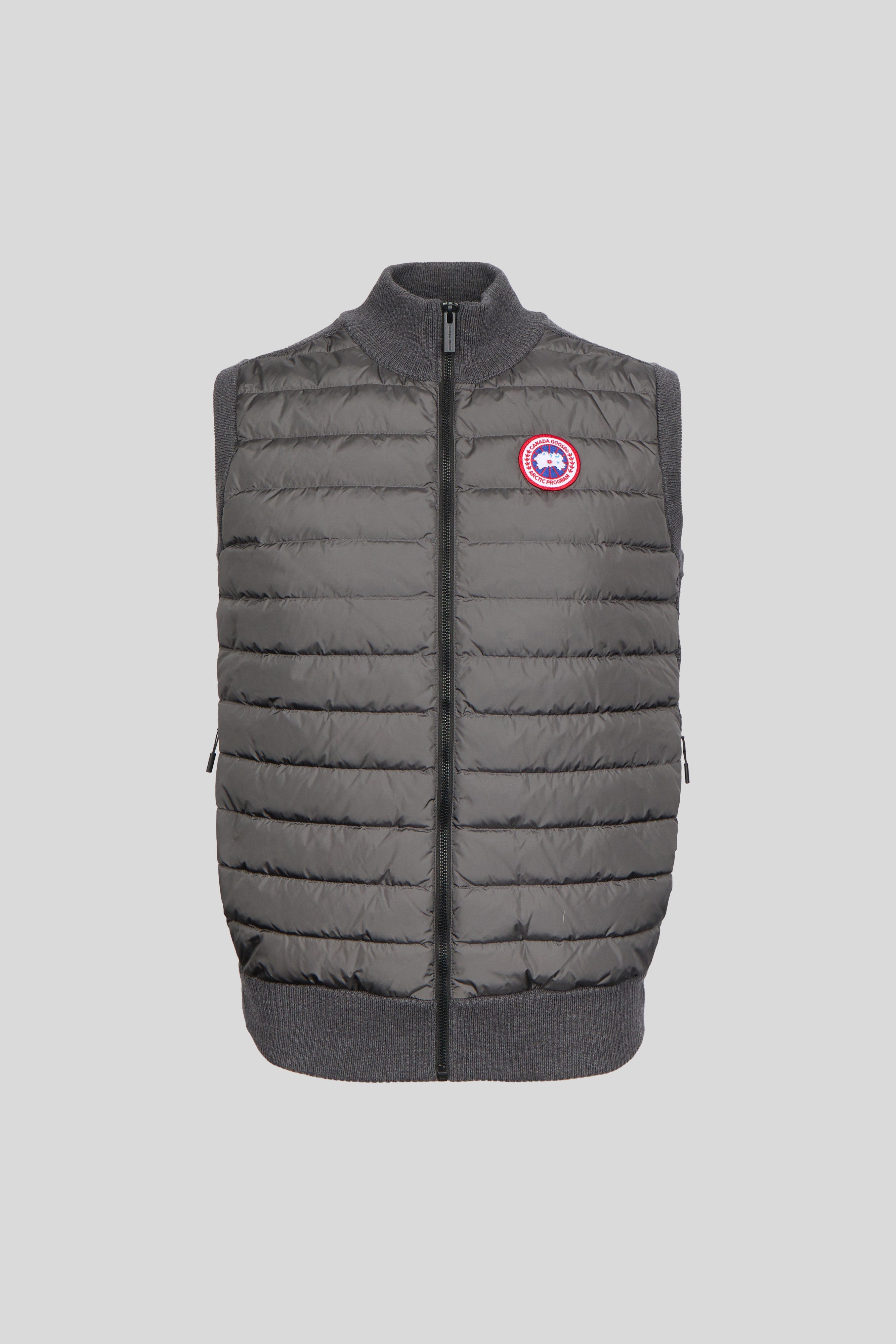 【新品未使用】Heve tinker knit vest gray Grey tecno twill wool padded vest | Corneliani