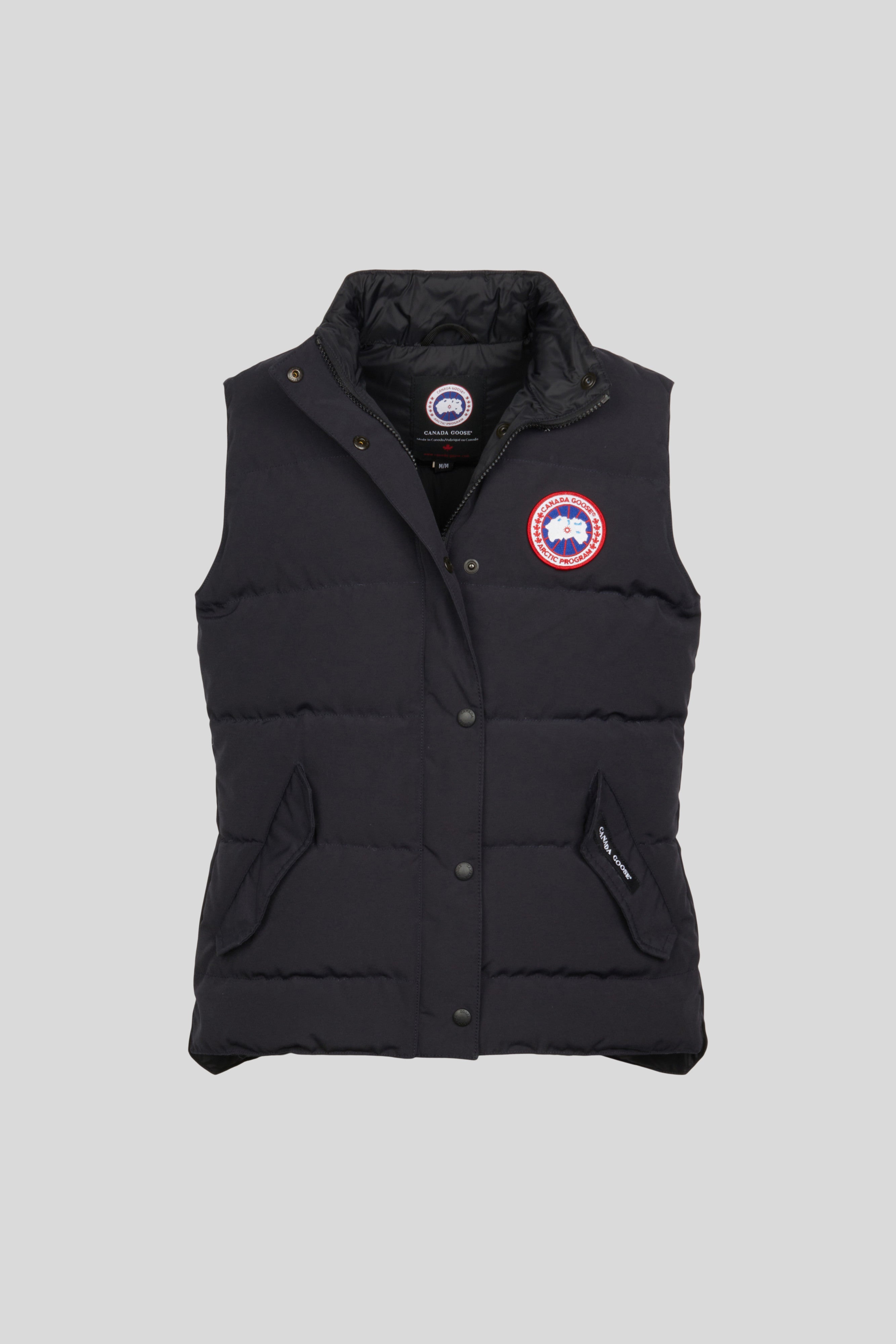   Freestyle Crew Vest ブラック Canada Goose Freestyle Crew Vest | Saks Fifth Avenue