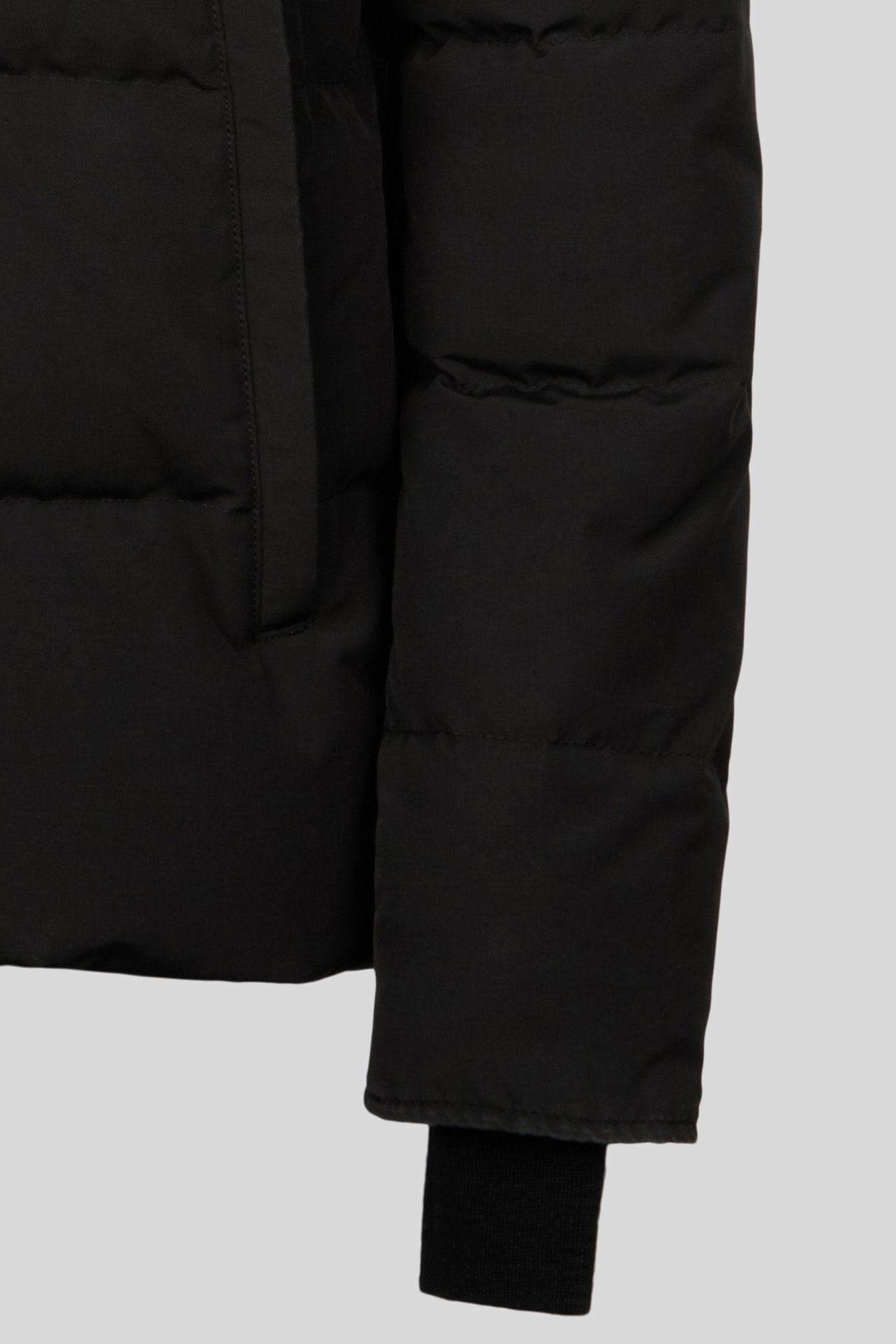 Used Wyndham Parka Fusion Fit for sale - Canada Goose Generations US