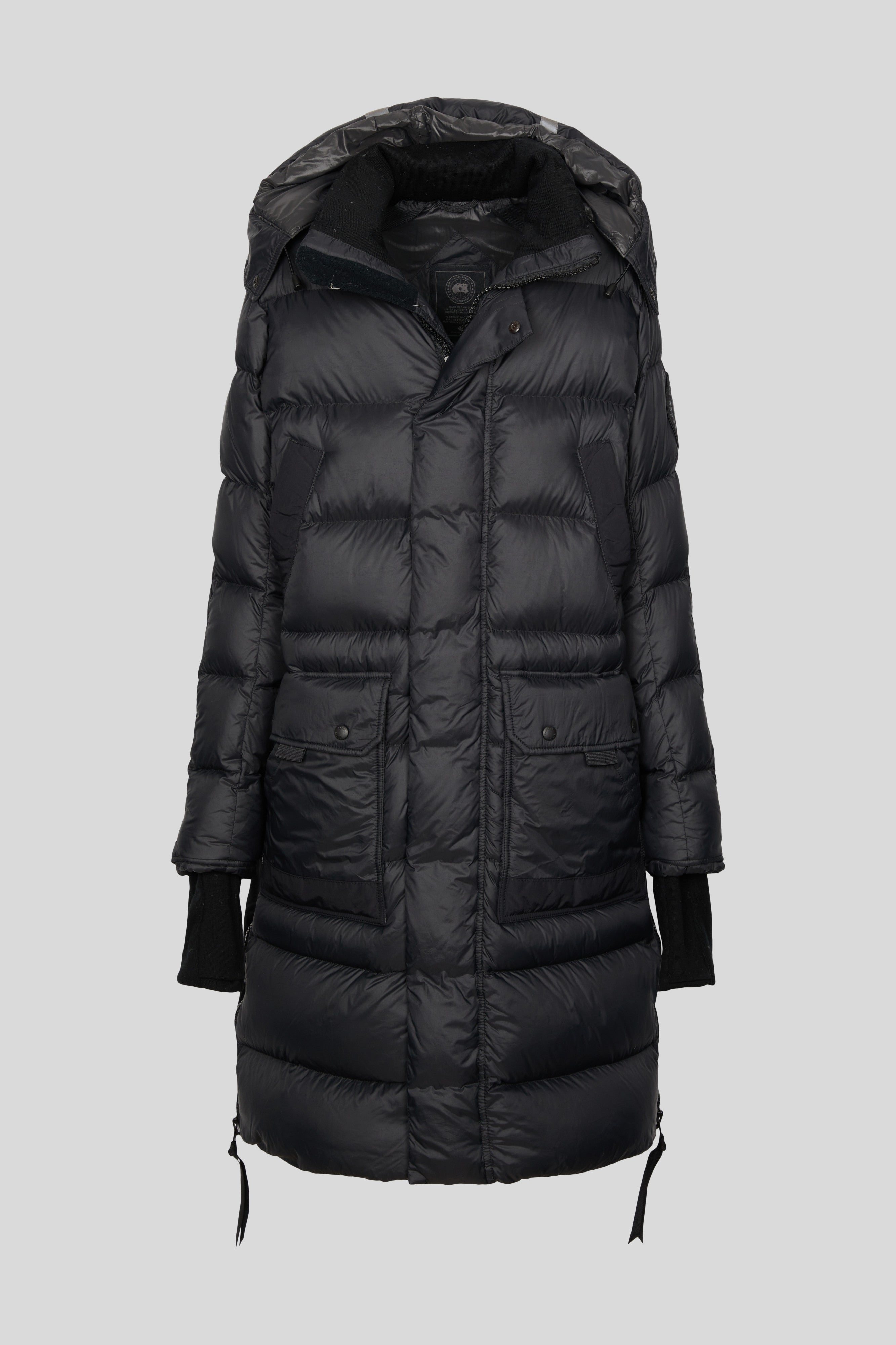 Used Warwick Parka Tech Black Label for sale - Canada Goose Generations US